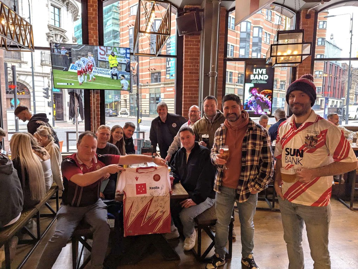 TheBroadhallWay's tweet photo. Supporters Clubs? 🌍

Woke up on #ThrowbackThursday thinking about @StevenageFC fan led groups.

A club approaching its 50th year to have support worldwide is pretty good going! 👏

SFCSA ⚽️, Boro Dutch Club 🇳🇱, Northern Boro ✊, The Stevenage Brigade 🇺🇸 - anymore? Let us know!👇 https://t.co/3v89zZr9TS