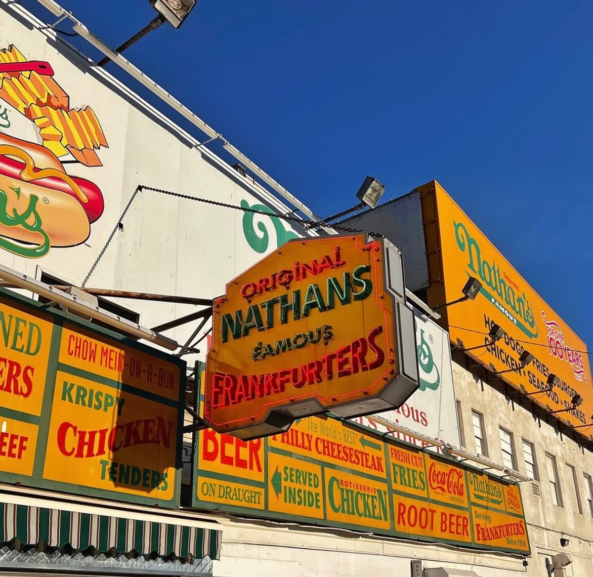 Nathan's Famous tweet media