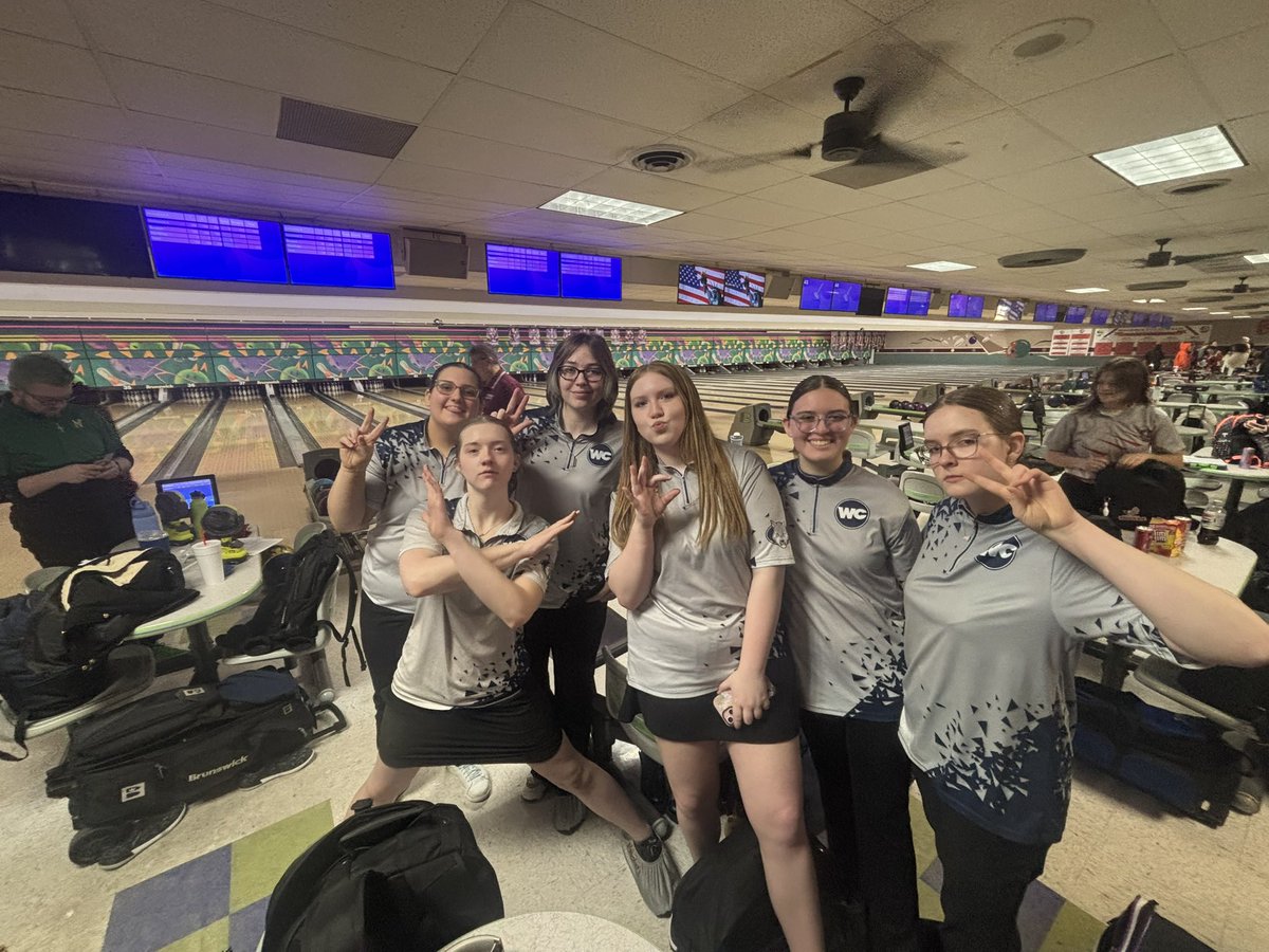 wcwolvessports's tweet photo. Girls Bowling is off to a great start at Districts! https://t.co/TMQfT44Hkp