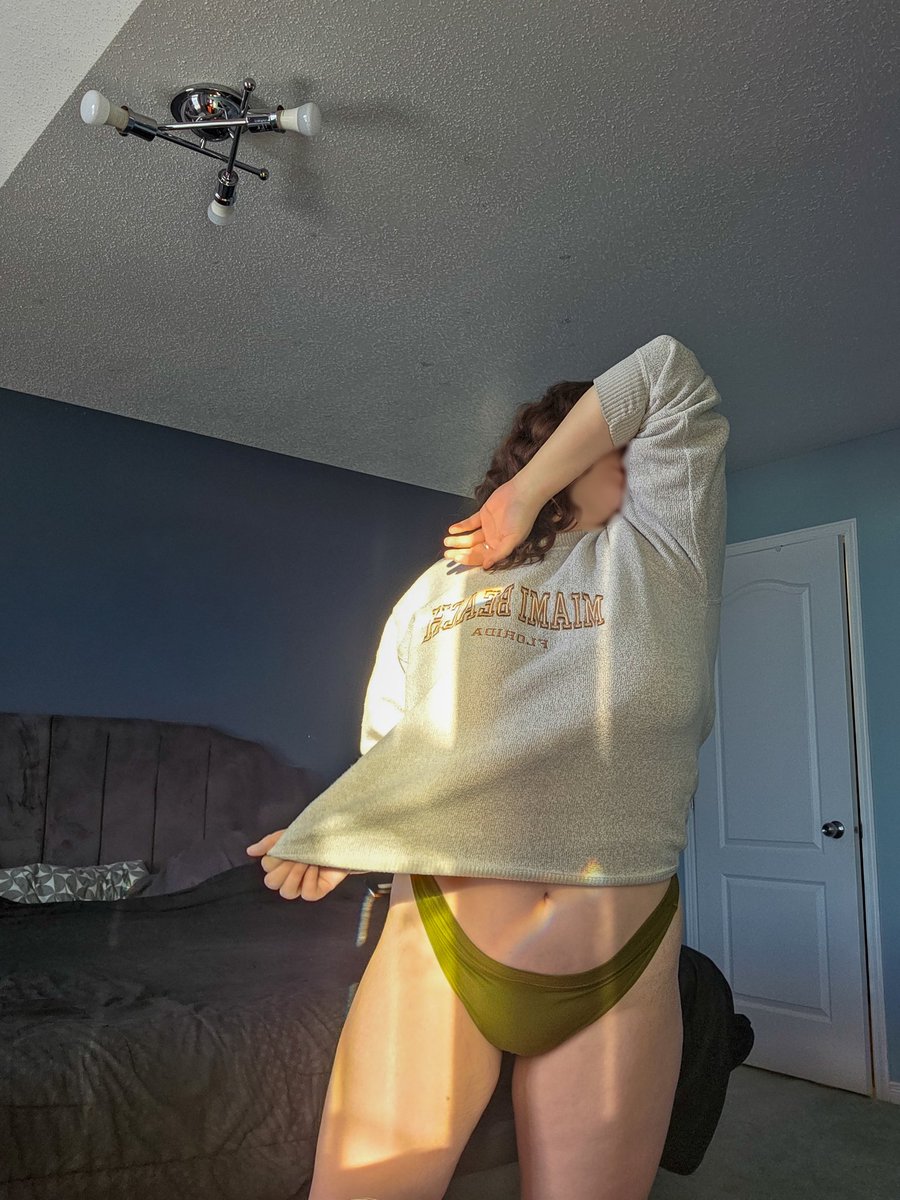 JenniferK_alpha's tweet photo. A lucky gentleman just claimed these panties, who would like to own the next pair?  Or maybe my socks? 🧦

DM me if you're serious 😘😈 https://t.co/B0oZSC5hXe