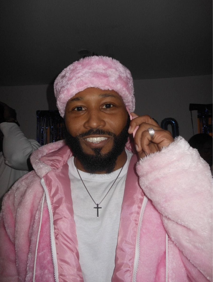 You know I had to pull up to my 2000's party looking like Killa Cam