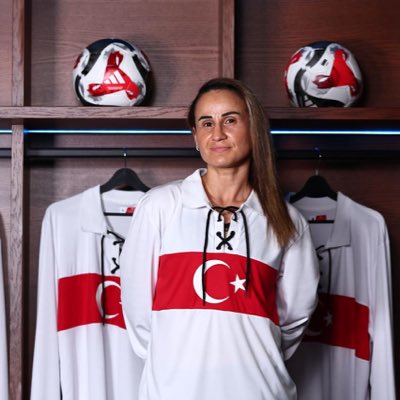 ArzuK38's tweet photo. #NeuesProfilbild https://t.co/UelsQ8qiW5