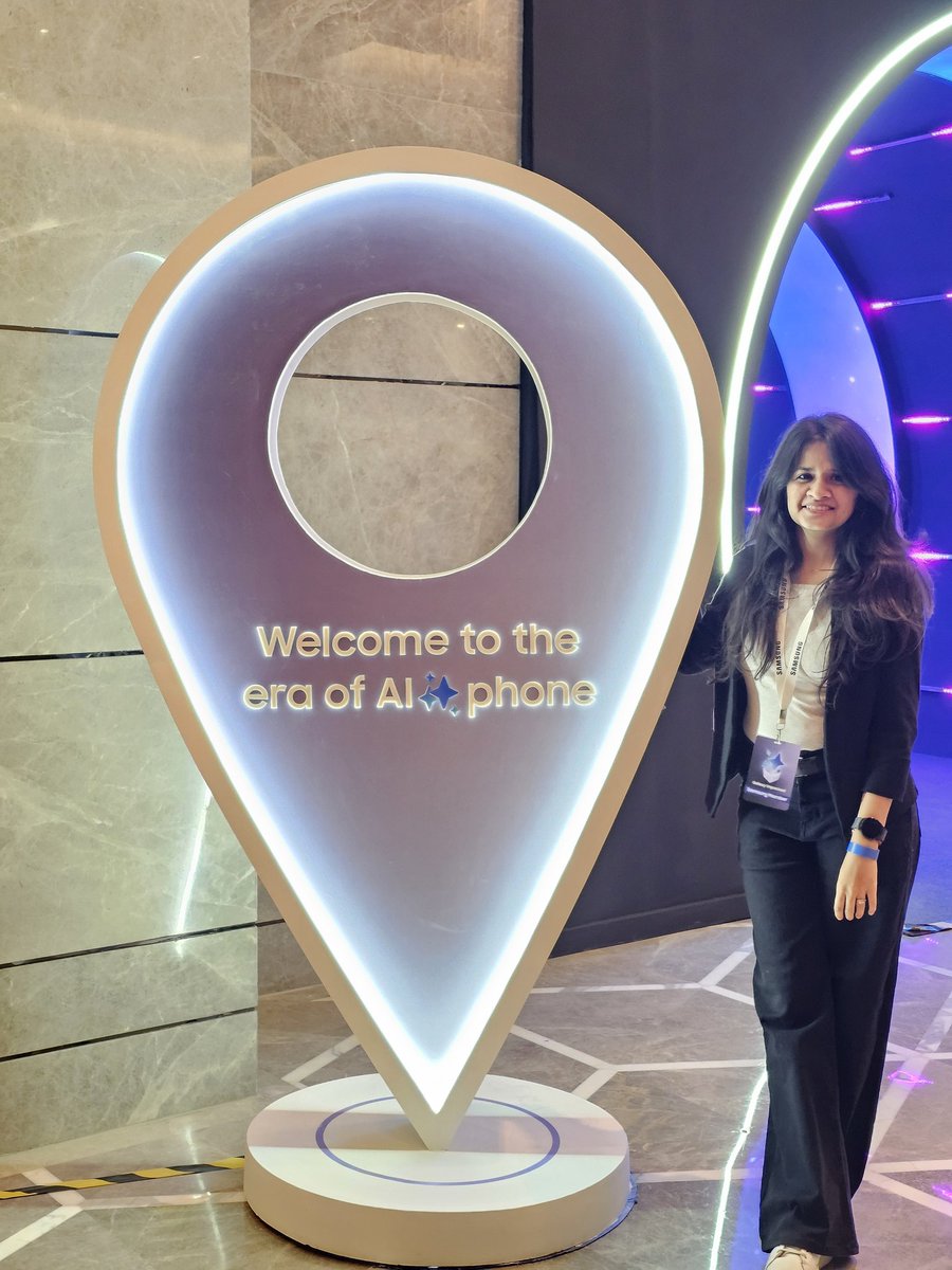 CAPriyankaTank's tweet photo. At the Samsung Unpacked event 🥰 #GalaxyUnpacked #SamsungMembersStars #SamsungMembers @SamsungIndia https://t.co/DinWUZy7wC