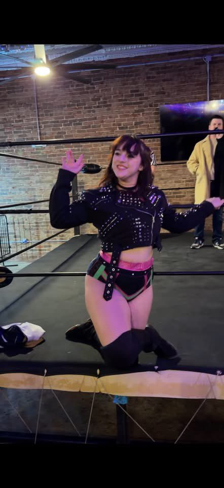 Mila Johnson tweet media