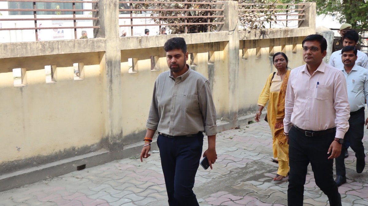 DM Hardoi tweet media