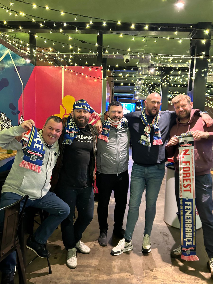 SüperBiHis tweet media