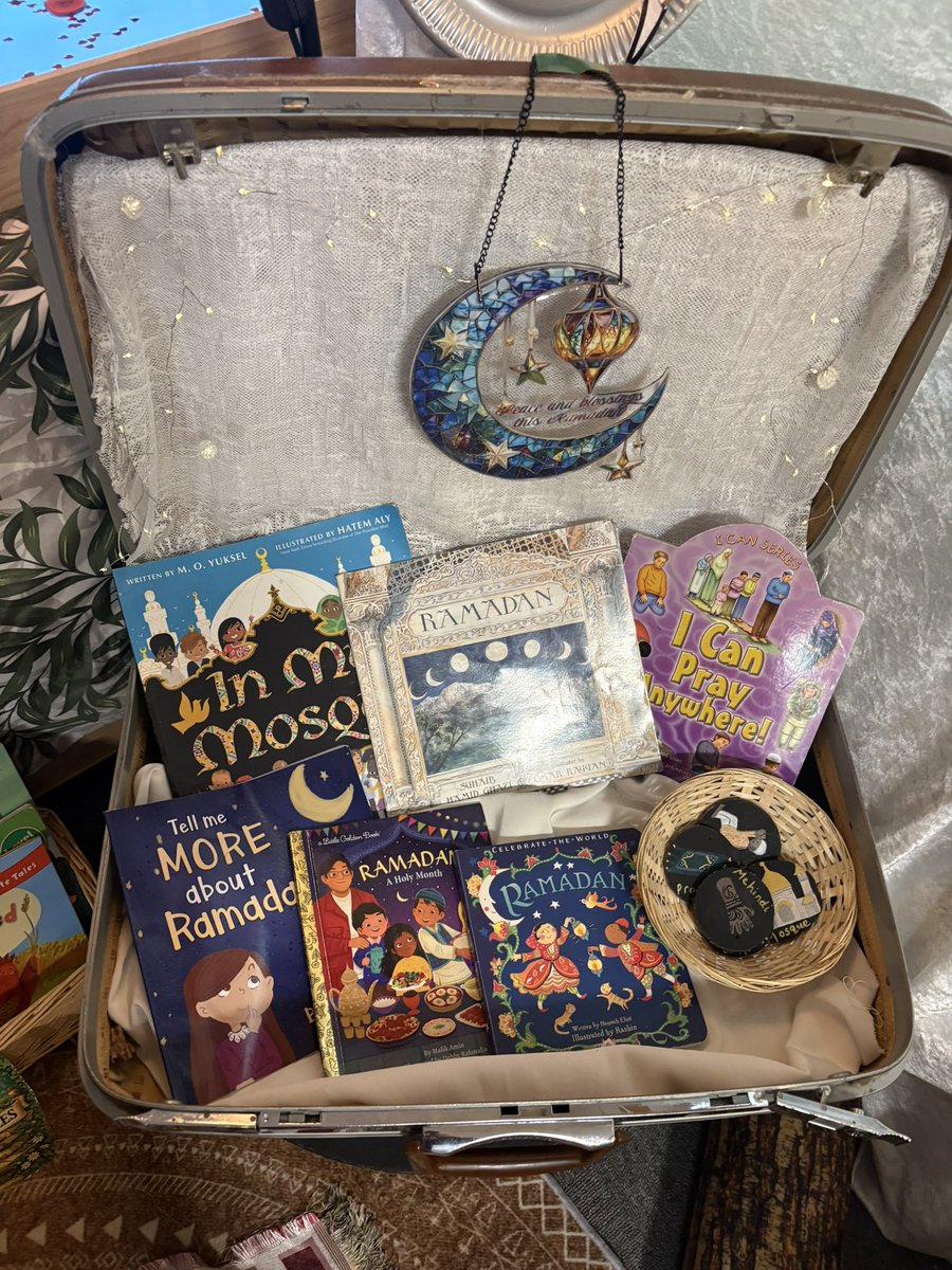 MrsGriffiths7's tweet photo. Weβve crated a mosque area with the children. We will be learning and teaching each other about our traditions βͺοΈπβοΈ #eyfs #ramadankareem #understandingoftheworld https://t.co/puR0ZDBnkR