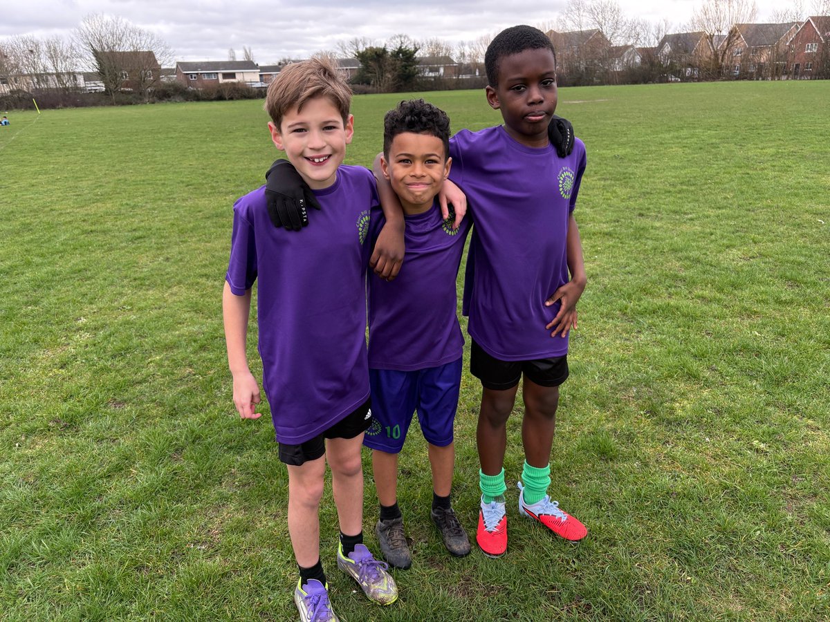 The juniors loved being out on the field for this years cross country 🏃🏃‍♀️

Lots of top 10 finishes, lots of learning and, more importantly, lots of smiles 😃

#wearechapelhill #crosscountry