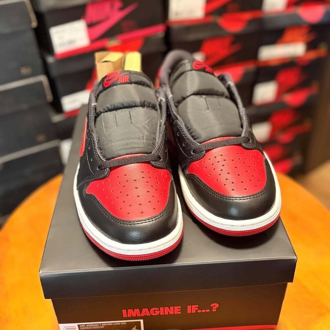 SneakerAlert tweet media