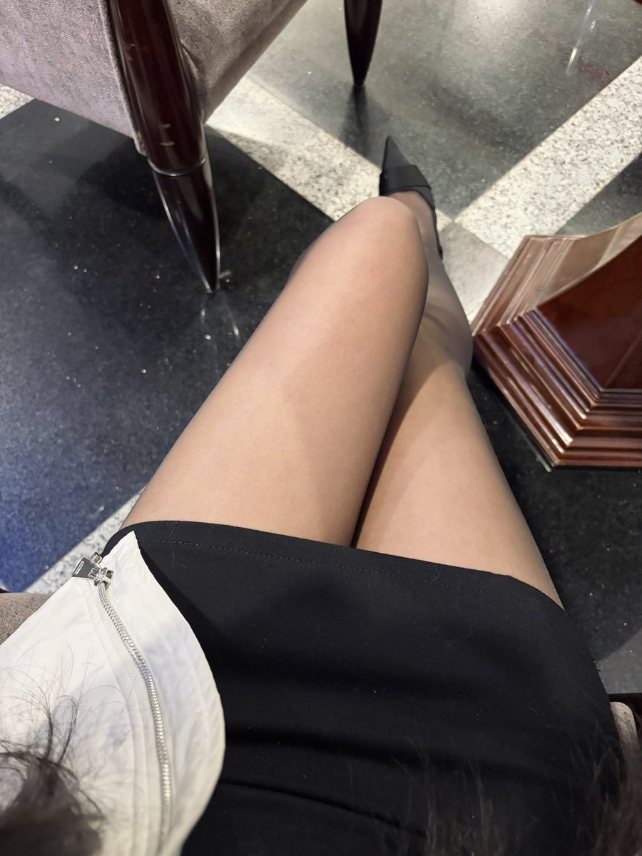 不用看我很大 tweet media