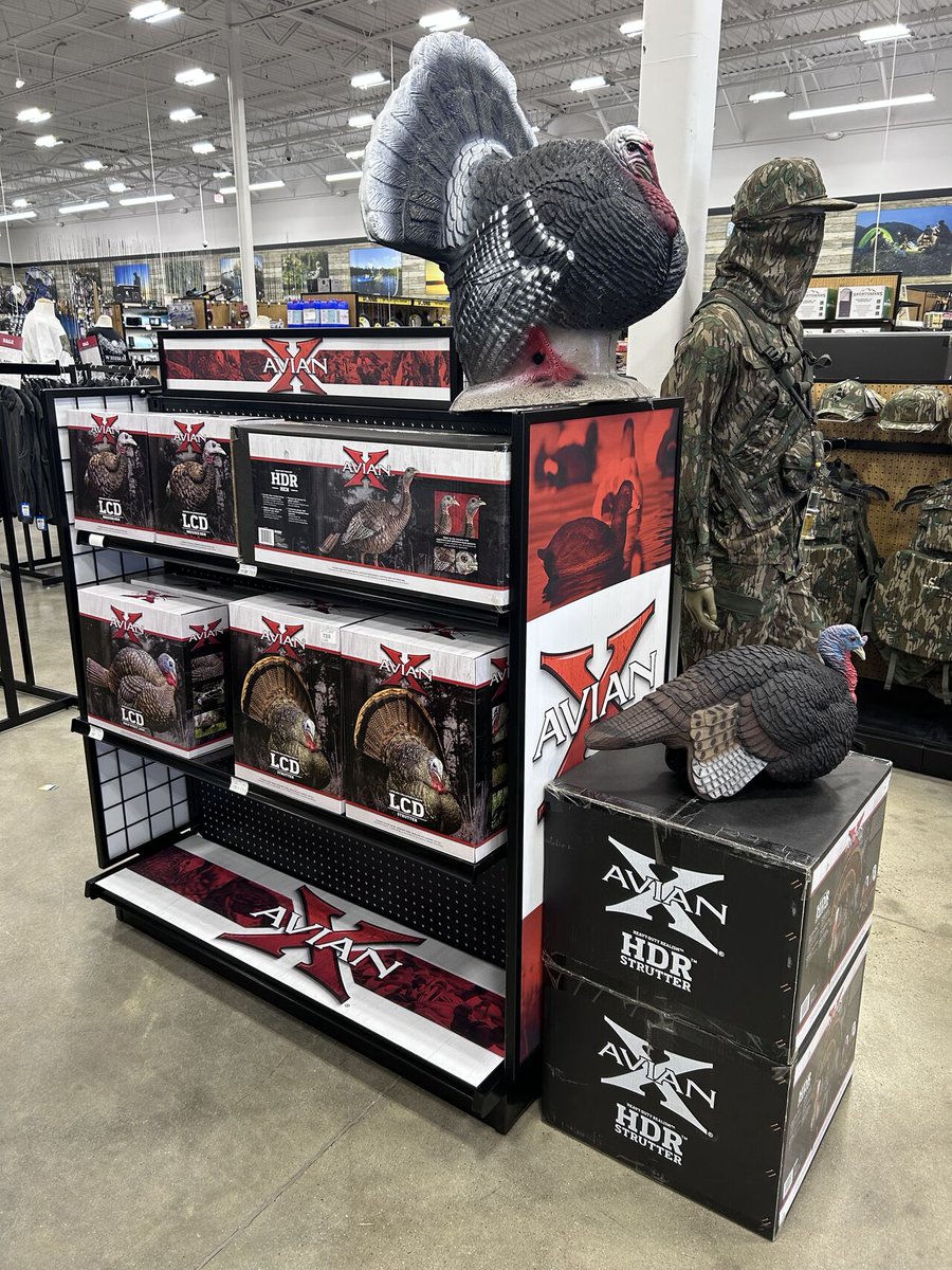 Sportsmans Warehouse tweet media