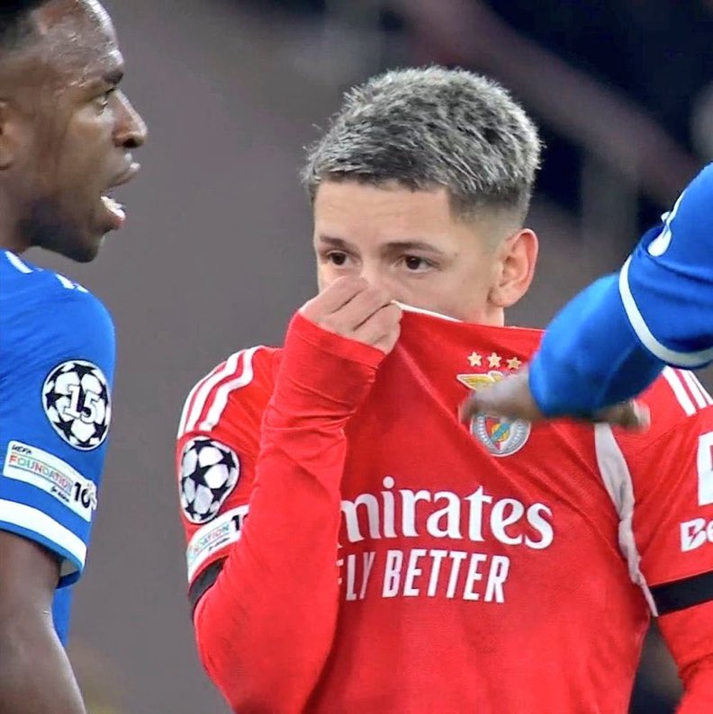 Gianluca Prestianni: "Evet, Vinicius'a maymun dedim ama ırkçı değilim." 

📰 Correio da Manhã