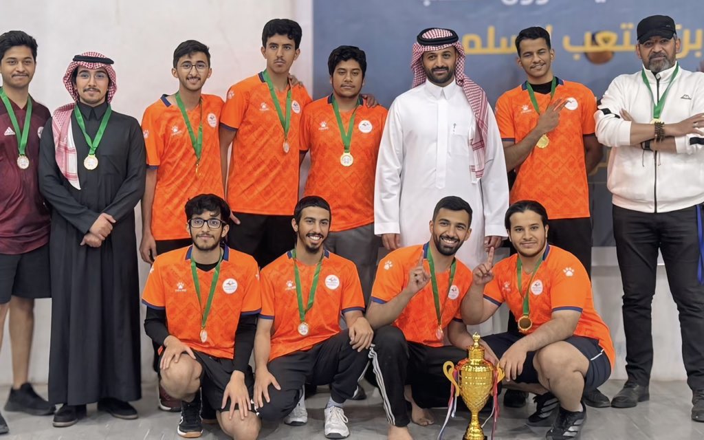 عمادة شؤون الطلاب tweet media