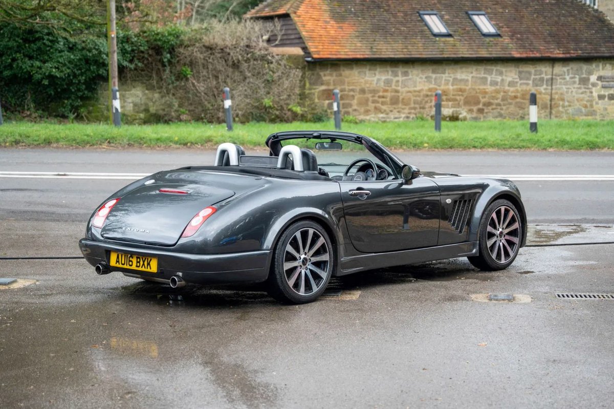 PistonHeads's tweet photo. Coming soon: Austin Healey Enigma. Built around Mazda MX-5 (NC) running gear and featuring bespoke retro-inspired bodywork and a custom steel chassis. It's ULEZ compliant and this one even featured on Emmerdale, so it's both TV famous and useable: https://t.co/Ttbi2Wnp23 https://t.co/uqTYyeW8lb
