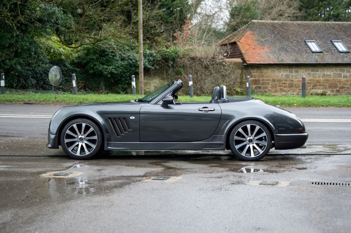 PistonHeads's tweet photo. Coming soon: Austin Healey Enigma. Built around Mazda MX-5 (NC) running gear and featuring bespoke retro-inspired bodywork and a custom steel chassis. It's ULEZ compliant and this one even featured on Emmerdale, so it's both TV famous and useable: https://t.co/Ttbi2Wnp23 https://t.co/uqTYyeW8lb