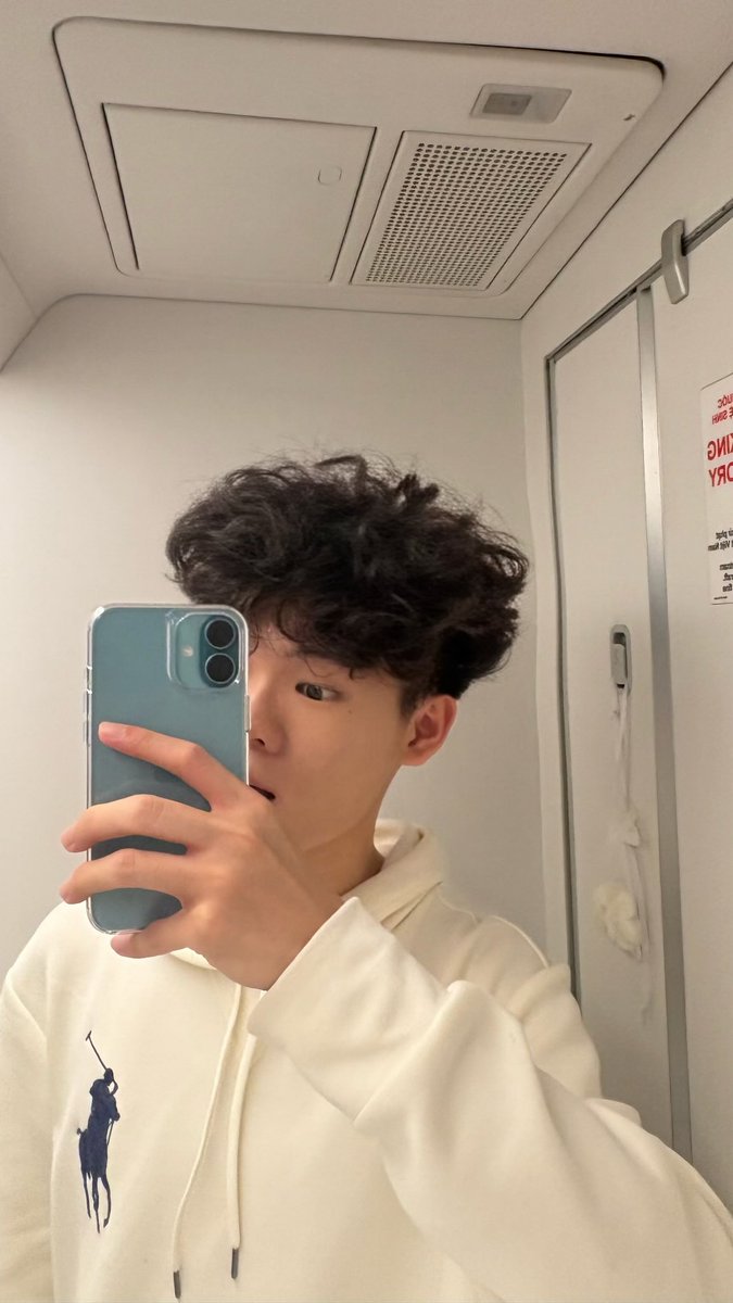 jaydenorjaden's tweet photo. in da a359😍 https://t.co/SGa1QpebU7