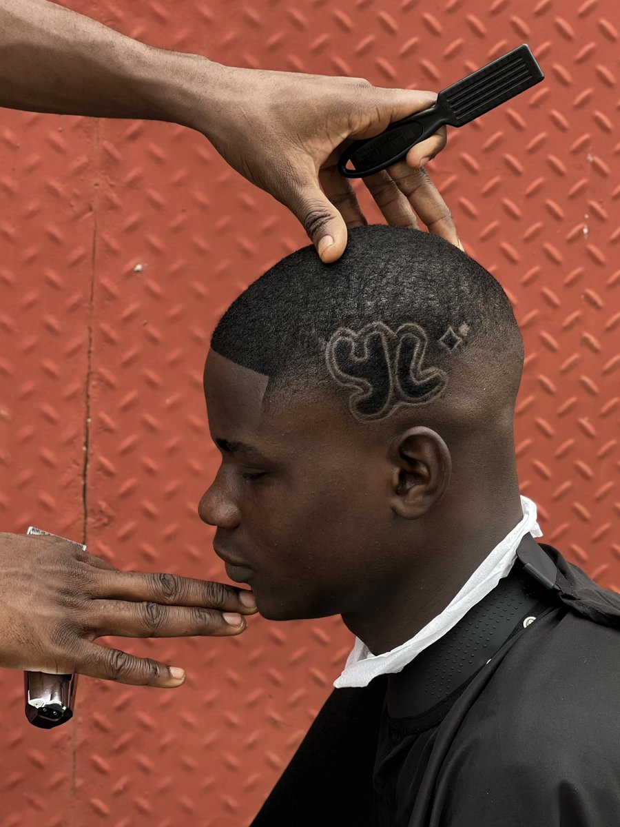 Tronics the HAIRGINEER tweet media