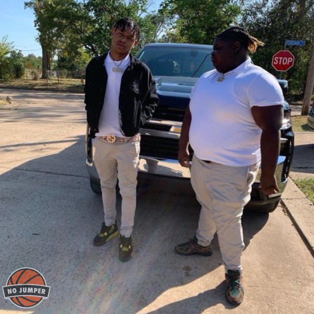 Hood Wild tweet media