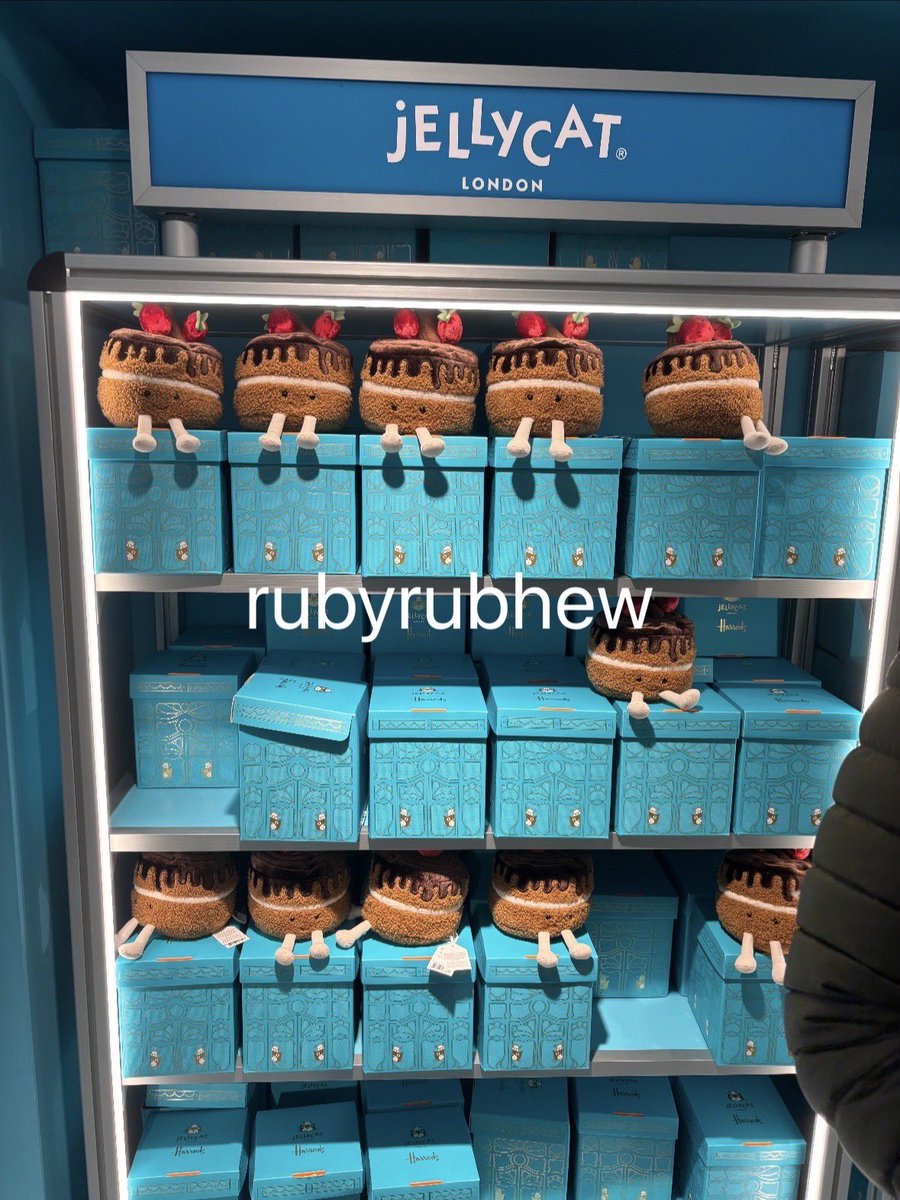 monjijixx's tweet photo. รับหิ้ว Jellycat จากช้อป harrods อังกฤษ 🇬🇧
เข้าช้อปพรุ่งนี้นะคับบ สนใจดูอัปเดตเรียลไทม์ใน openchat ได้เลยค่ะ 
✈️ถึงไทย 19/03
��รวมส่ง

#พรีjellycat #jellycatthailand #ตลาดนัดjellycat #เจลลี่แคท #jellycat #เจลลี่แคท #ตุ๊กตาjellycat #พรีออเดอร์จีน #รับหิ้วจีน #รับหิ้วอังกฤษ https://t.co/cz6B6xKPYW
