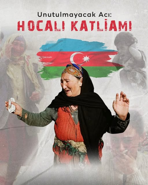 TOPRAK_2_'s tweet photo. Hocalı, Dağlık Karabağ bölgesinde tek havaalanına sahip olması ve stratejik konumu nedeniyle Ermeni güçlerinin hedefindeydi.
1992’nin başından itibaren elektrik, su ve telefon hatları kesilmiş, kasaba tamamen ablukaya alınmıştı.
25 Şubat’ı 26 Şubat’a bağlayan gece, Ermeni silahlı çeteleri ve o dönem Hankendi’de bulunan Sovyet 366. Motorize Alayı, kasabayı önce ağır topçu ateşiyle dövdü, ardından üç koldan saldırı başlattı.
Kasabada mahsur kalan sivillerin tek bir çıkış yolu kalmıştı: Karlı dağlar ve ormanlar üzerinden Ağdam’a ulaşmak.
Ancak Ermeni güçleri, kaçmaya çalışan savunmasız halkı pusuya düşürdü.
Kaçmaya çalışan yaşlılar, kadınlar ve çocuklar dondurucu soğukta açık hedef haline getirildi.
Uluslararası gözlemciler (Human Rights Watch ve Memorial) ve gazeteciler; cesetlerin kafa derilerinin yüzüldüğünü, uzuvlarının kesildiğini ve gözlerinin oyulduğunu raporlamıştır.
Azerbaycan resmi makamlarının verilerine göre bu soykırım girişiminde:
• 613 kişi hayatını kaybetti.
• Bunların 106’sı kadın, 63’ü çocuk ve 70’i yaşlıydı.
• 487 kişi ağır yaralandı.
• 1.275 kişi esir alındı (150 kişinin akıbeti hala bilinmiyor).
• 8 aile tamamen yok edildi.
O dönem bölgeye giden yabancı gazeteciler, gördükleri karşısında dehşete düşmüştür.
Journal de Genève Gazetesi: “Hocalı’da katledilenler arasında kafa derisi yüzülmüş, kulakları kesilmiş kadınlar ve çocuklar var. Bu bir savaş değil, bir vahşettir.”
Ermeni yazar Zori Balayan, “Ruhumuzun Dirilişi” adlı kitabında (her ne kadar sonradan inkar edilmeye çalışılsa da) Türk çocuklarına yapılan işkenceleri birer “deney” gibi soğukkanlılıkla anlatarak bu vahşeti itiraf etmiştir.
#türktarihotağı