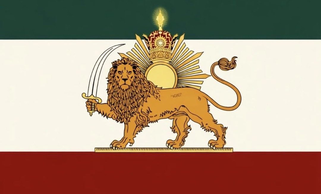 حآوی tweet media