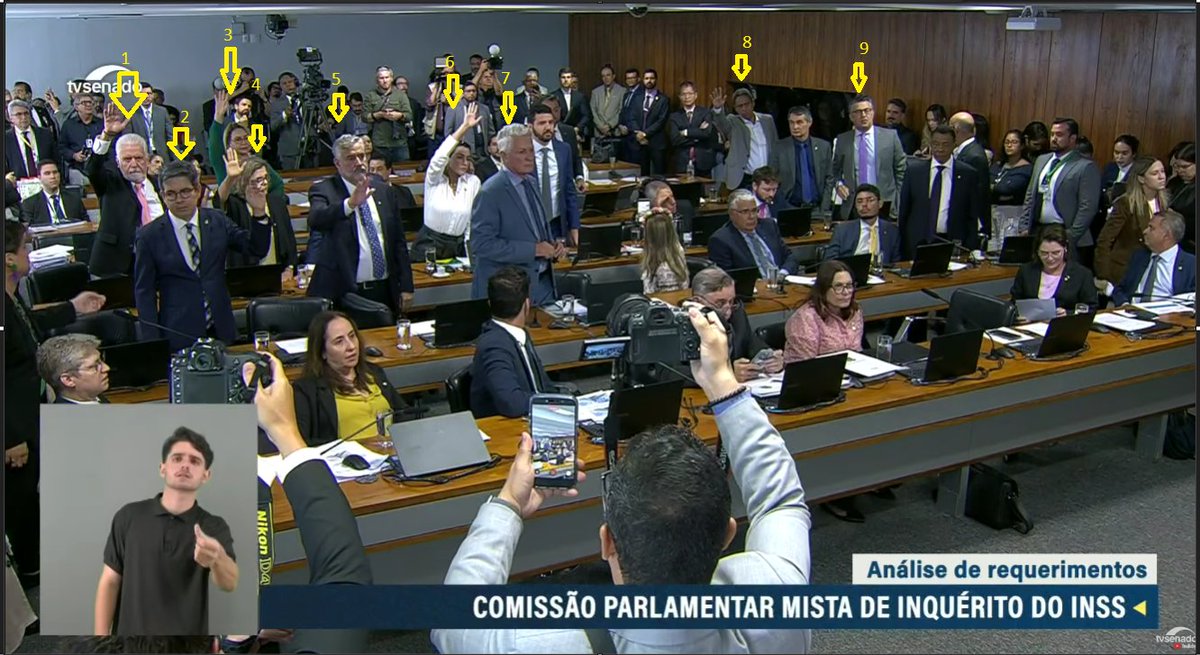 joaoalberttooo's tweet photo. @Metropoles OLHA O VAR..... https://t.co/mn8aY1a6la