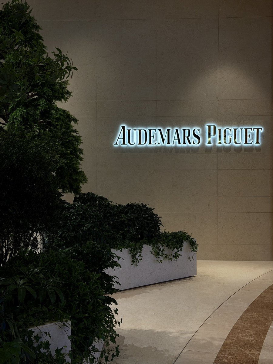 15hr👋🏻 tweet media