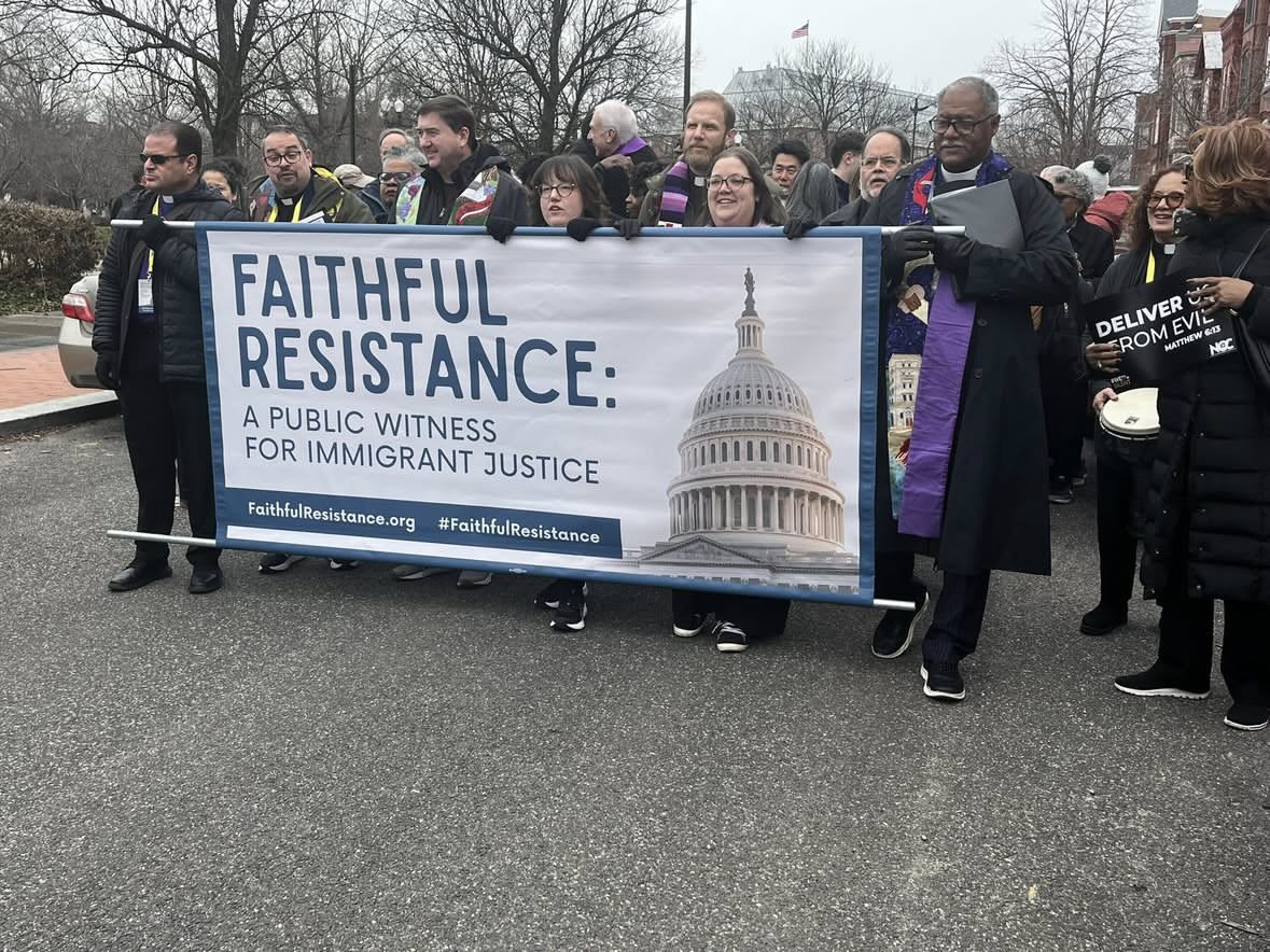 Colleen Moore tweet media