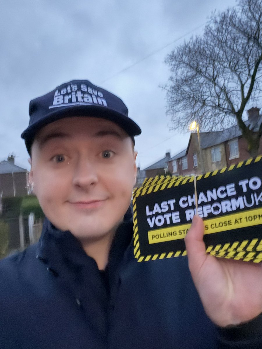 Darren Grimes tweet media