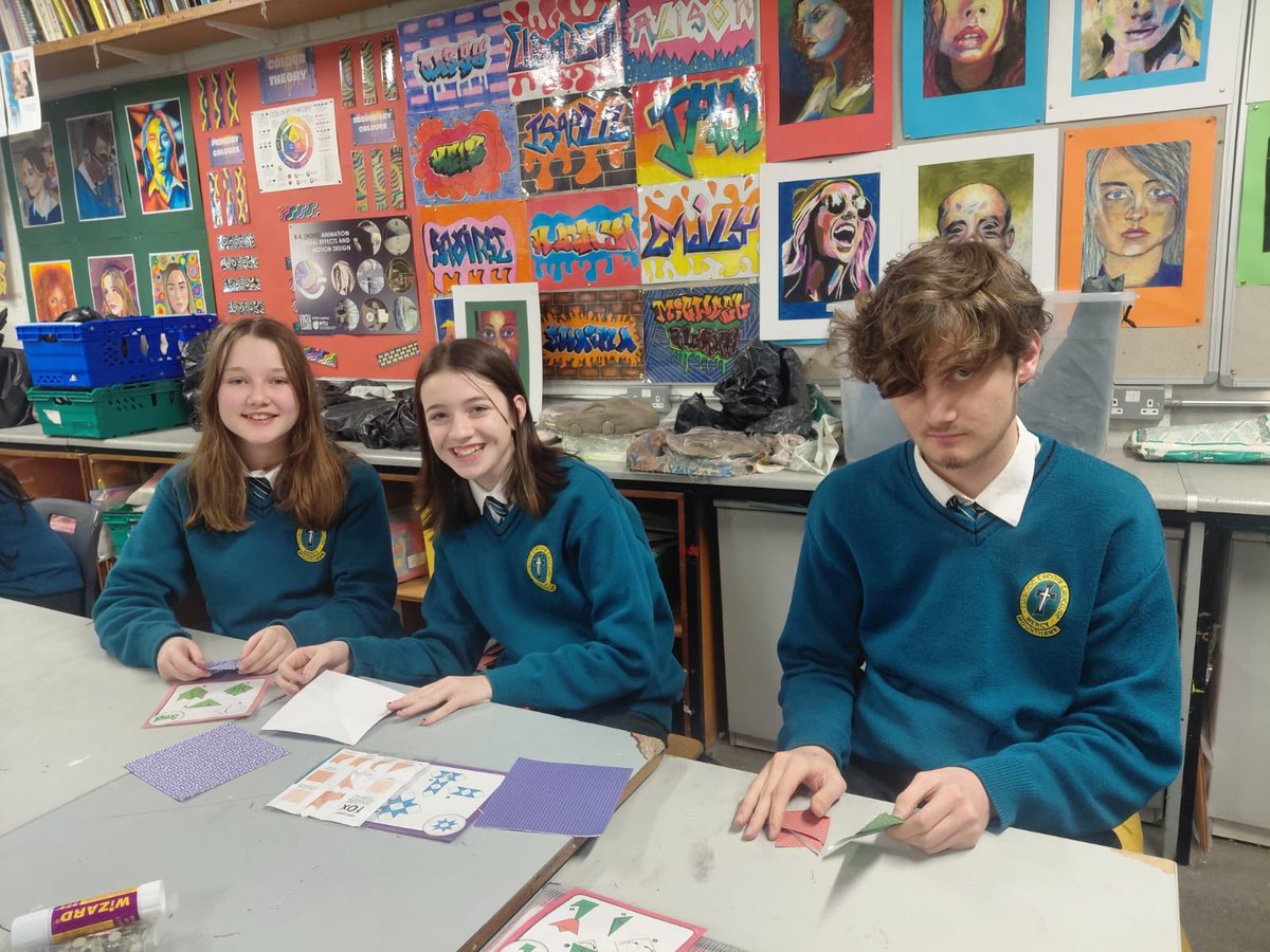 MounthawkMercy's tweet image. Today our students folded imagination into reality at an exciting Origami Workshop 🐦📄 From simple sheets of paper to incredible creations, the room was filled with focus, creativity, and plenty of “wow” moments!
Who knew paper could turn into so much magic? 💫👏 #CreativeWeek