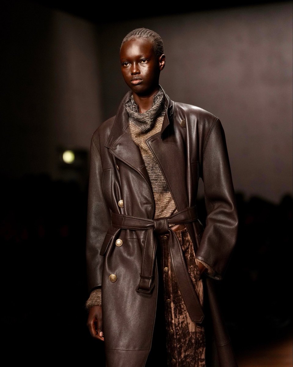 Milano Fashion Week tweet media