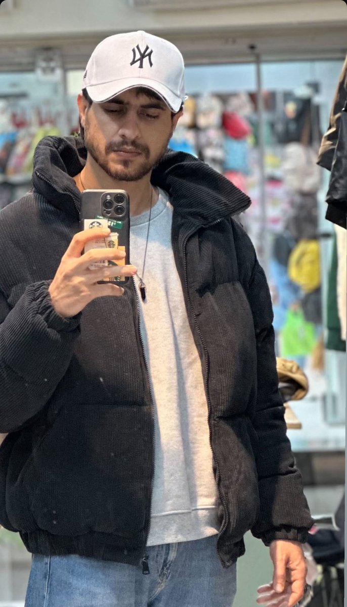 لینگویینی tweet media