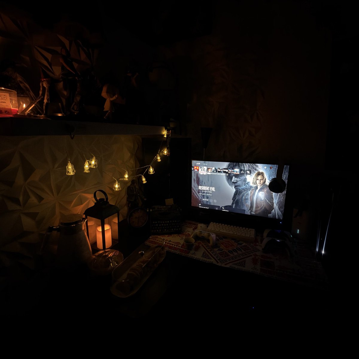 turkievil's tweet photo. Resident Evil Requiem 🌙
Leon S. Kennedy https://t.co/jpdWVRxO6p
