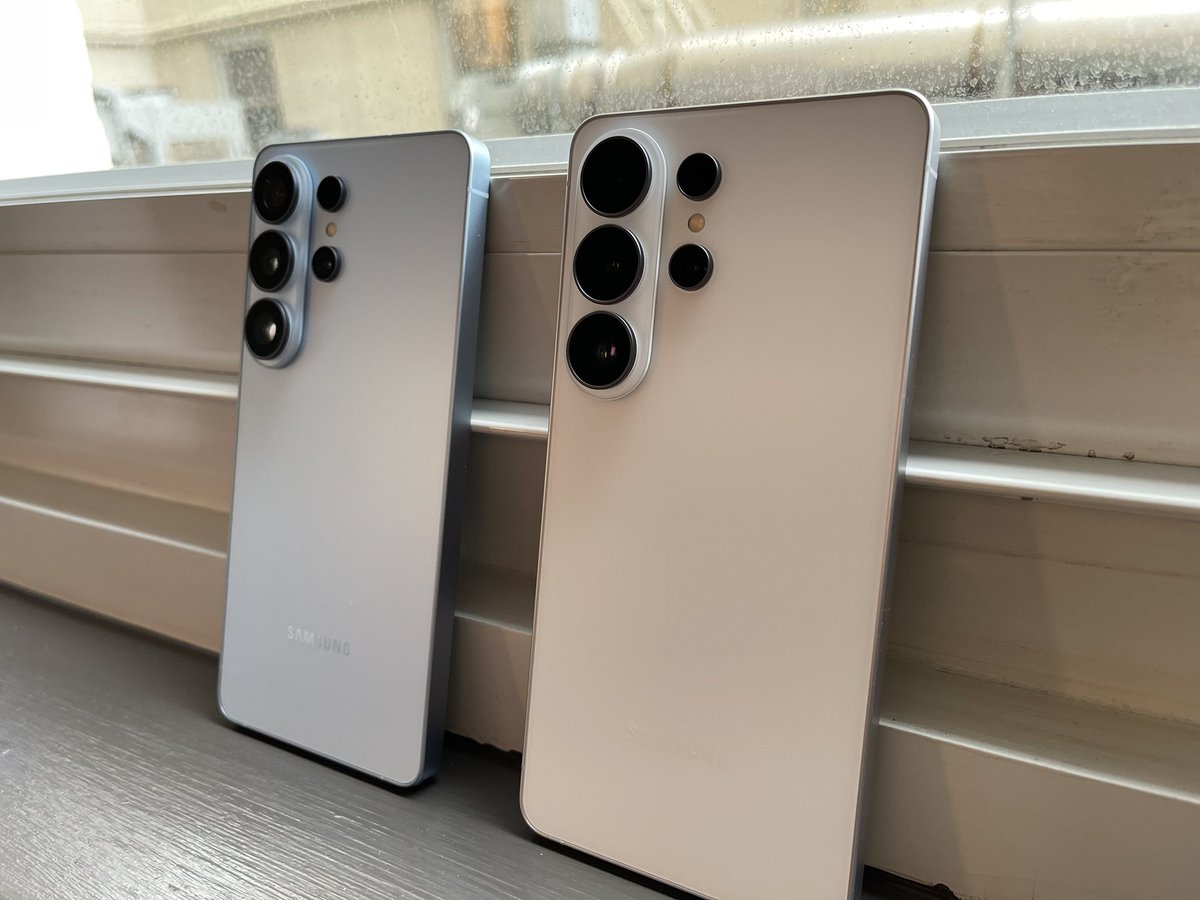 backwardsEng's tweet photo. Got my hands on the s26 ultra, I have to say its a very nice phone. The privacy screen and video stabilization are its best features. 👍 https://t.co/KVtWr2EPUT