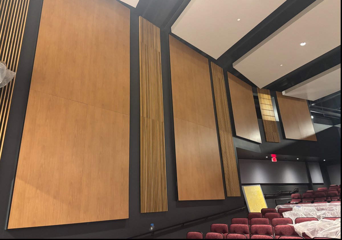 Taking center stage, Sieva™  wall panels are ready for action, bringing a clean, modern look to any space.
#marlite #sievawallsystem