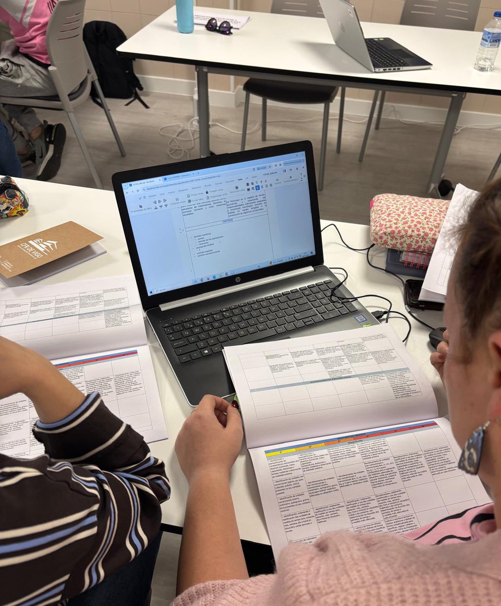 CFRdeVigo tweet media