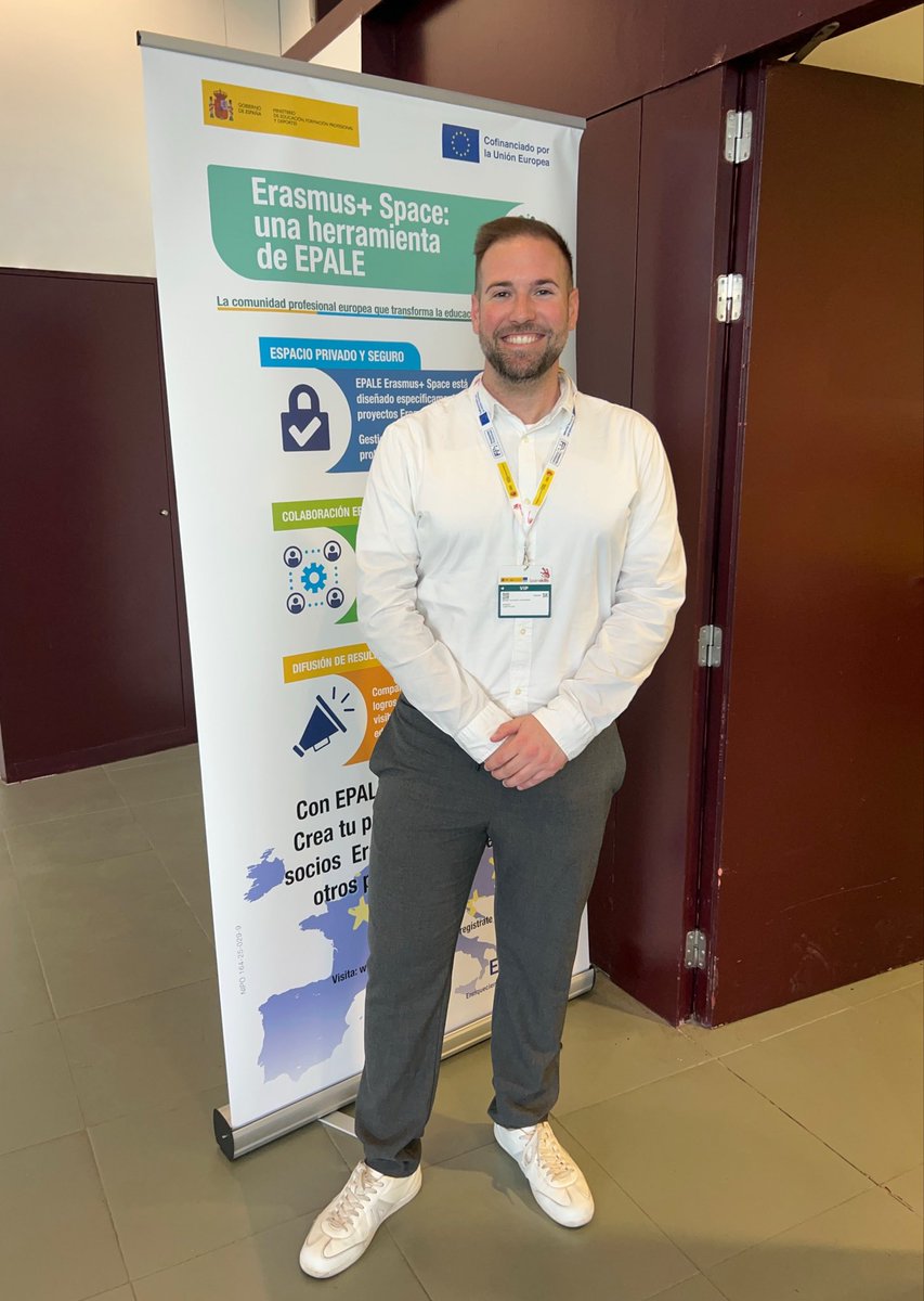 Ayer asistimos a la reunión de <a href="/EPALE_ES/">EPALE_ES</a> y a #SpainSkills en Madrid el Jefe de Servicio de Educación Permanente y el embajador EPALE de EPA Aragón. Fue una experiencia muy enriquecedora en la que pudimos compartir ideas y trabajar juntos.