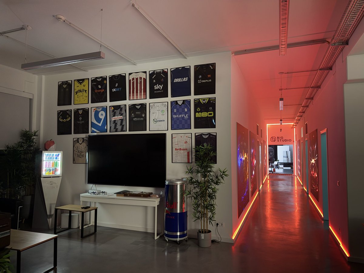 BIG Malibuca tweet media