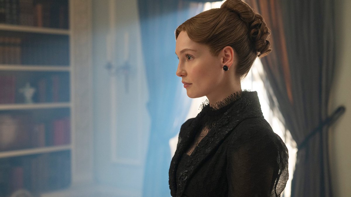 NoContxtBton's tweet image. NEW still of Francesca Stirling from #Bridgerton Season 4