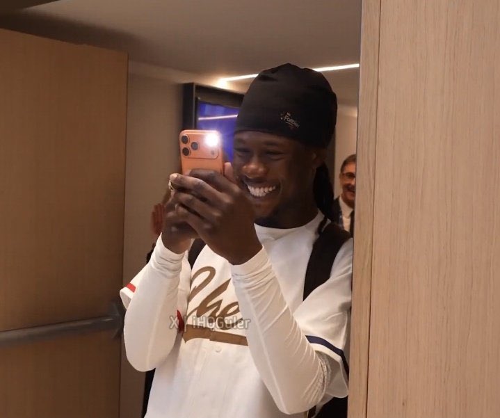 the couple                                              the shipper