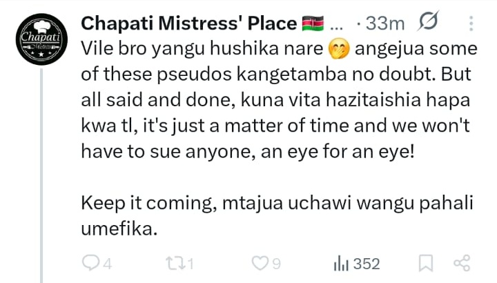Badala ya kufundisha huyo bro wake kupika chapati wamalize order za watu, anamfundisha karate akuje atupige, as if kutodeliver chapati haikutoshaa🚮🚮. Nairobiiiiiiiiiiii