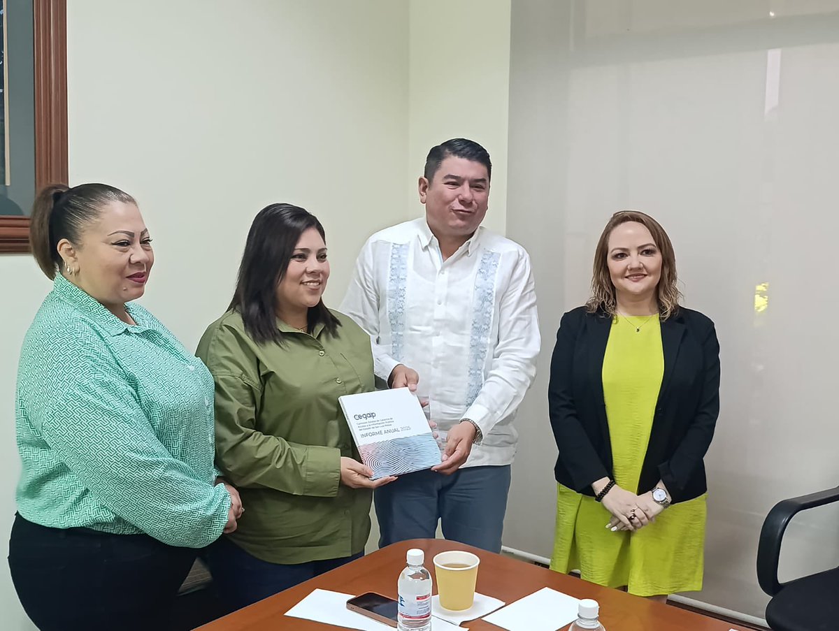DiarioPotosi's tweet photo. #SLP #CEGAIP
Acceso a la información se mantiene vigente en SLP pese a cambios legales: CEGAIP.
https://t.co/2DklZmTKNA https://t.co/dA5D6rhoEU