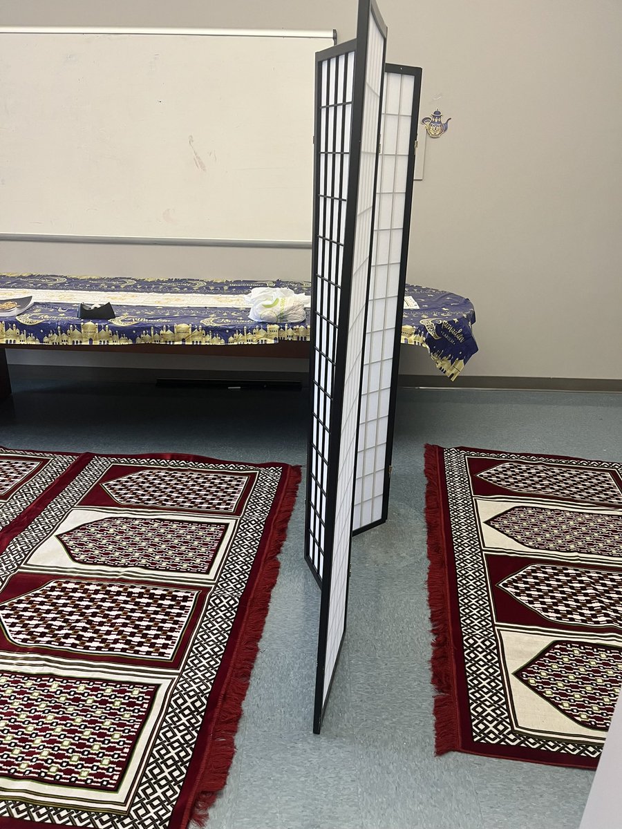 WMHS embRACE Club 🌎 tweet media