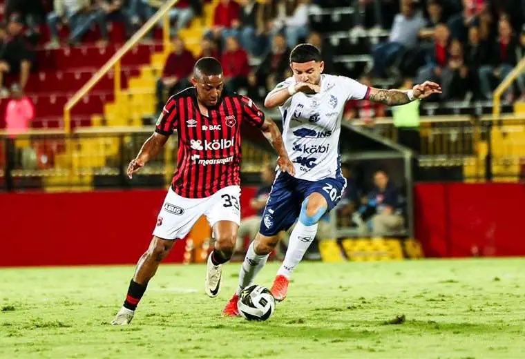 El partido del martes contra Cartago es vital. Si lo perdemos la clasificación se pone cuesta arriba 😬 

Vamos que se puede <a href="/ldacr/">Alajuelense</a> ❤️🖤