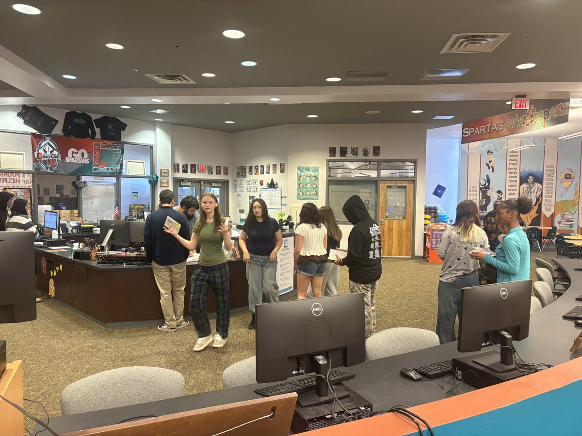 Pebble Hills HS Lib tweet media