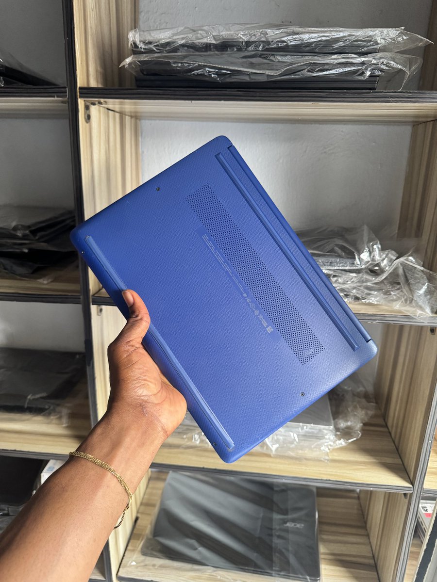 westsyd_papi's tweet photo. HP Stream 14 || Touch Screen || AMD 3020e with Radeon Graphics || 128GB SSD || 4GB RAM || Type C Port || USB Port || HDMI Port || Card Reader Port || Windows 11 Pro || 10hrs Above Excellent Battery || Price 200k https://t.co/eShjbMZVxZ
