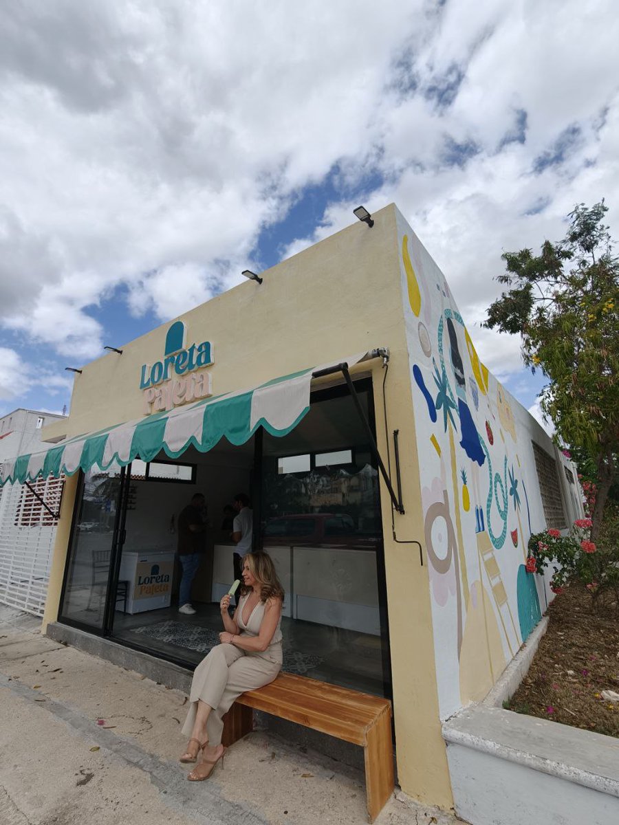 Cuando consumimos en un negocio local, ayudamos a que más familias salgan adelante.

Esta vez quiero recomendarles Loreta Paleta, ubicada en calle 59 por 108, en el Fraccionamiento Las Américas. Hay bolis y paletas muy ricas para esas tardes calurosas. 

Les invito a visitarles,
