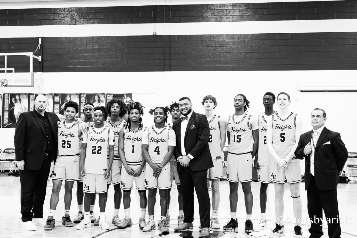 FW Arlington Heights Basketball tweet media