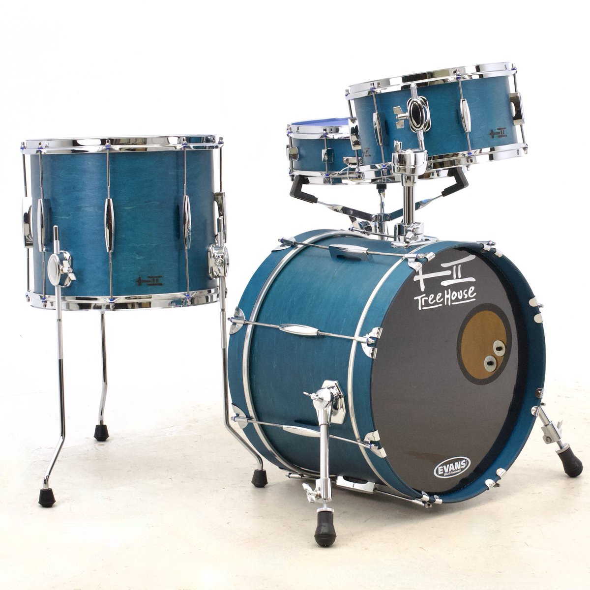 TreeHouseDrums's tweet photo. Not all little sets are just for jazz -- throw some Hydraulics and EMADs on there and the punch &amp; boom of the low-end opens right up! 6½x12, 12x14, 12x18, 4x14; plied maple; satin wax. Buy Now: https://t.co/TDb4mC51SA https://t.co/sxAcl9XcQA