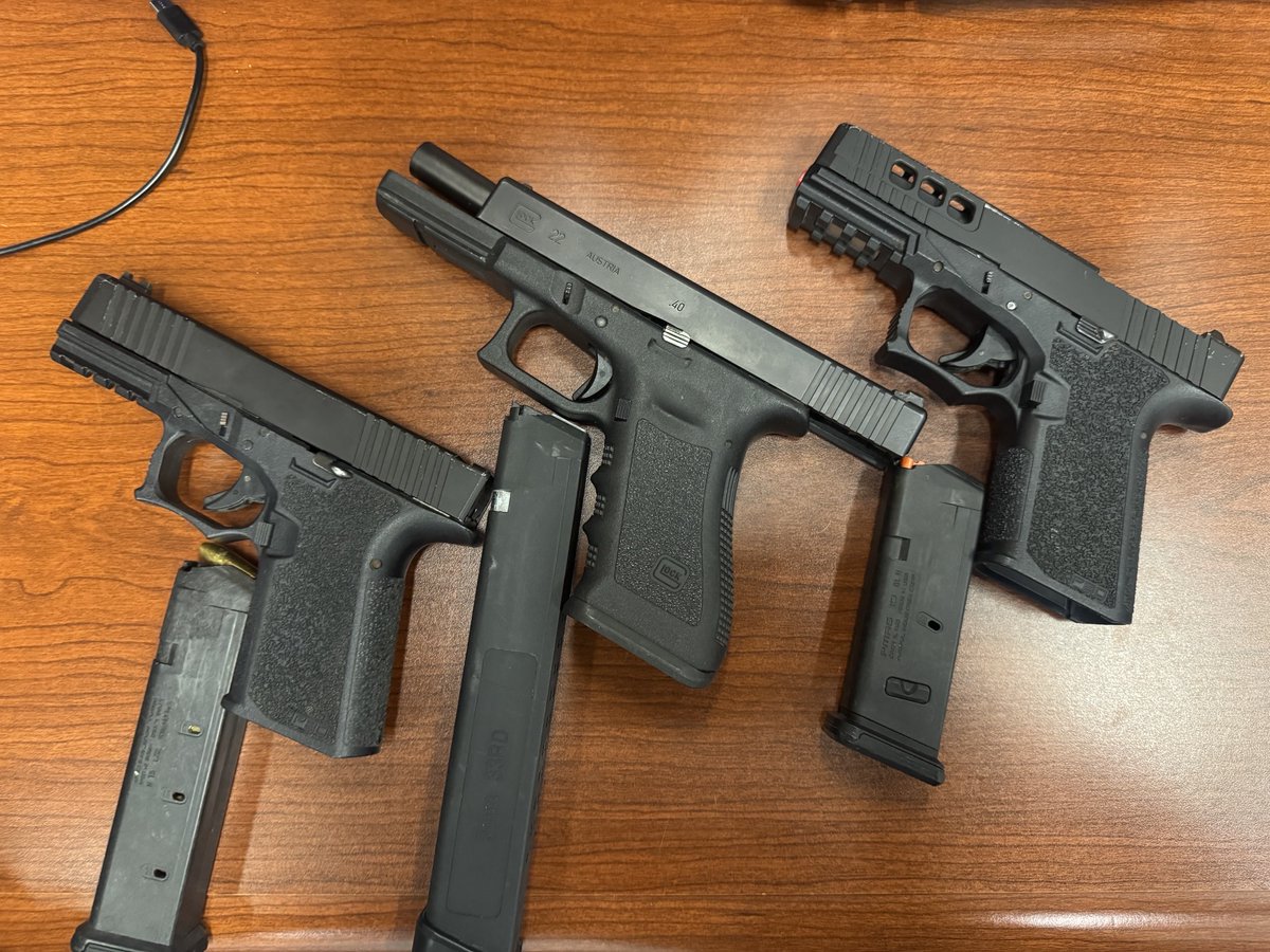 novatopolice tweet media